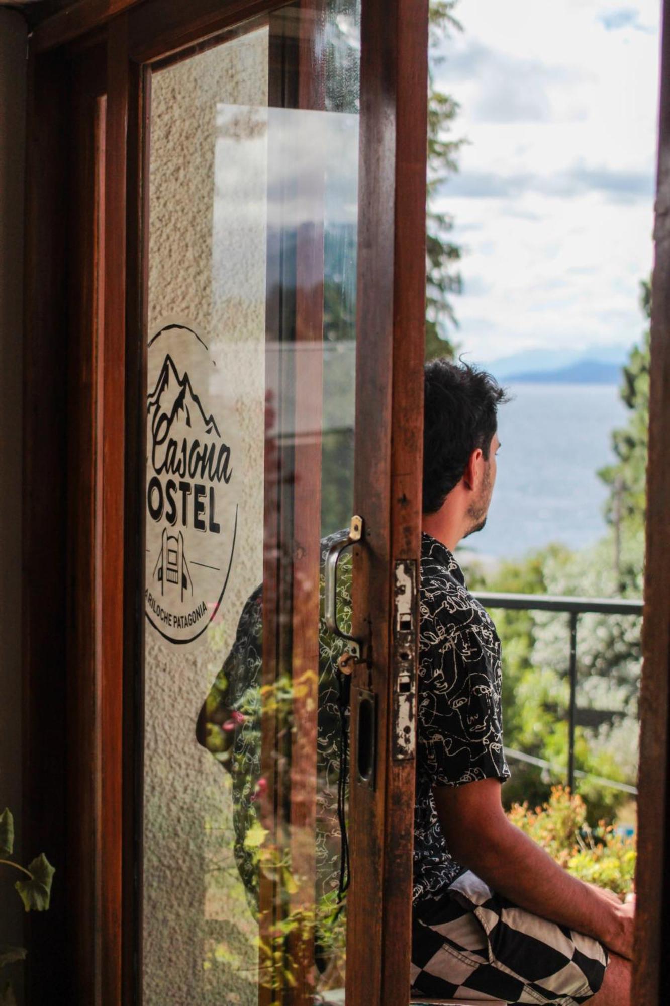 La Casona Hostel San Carlos de Bariloche Exterior photo